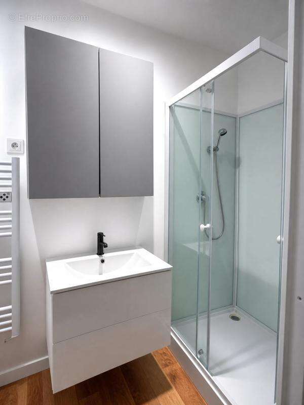 Immeuble de 9 pièces de 200 m² situé à Niort - photo 11
