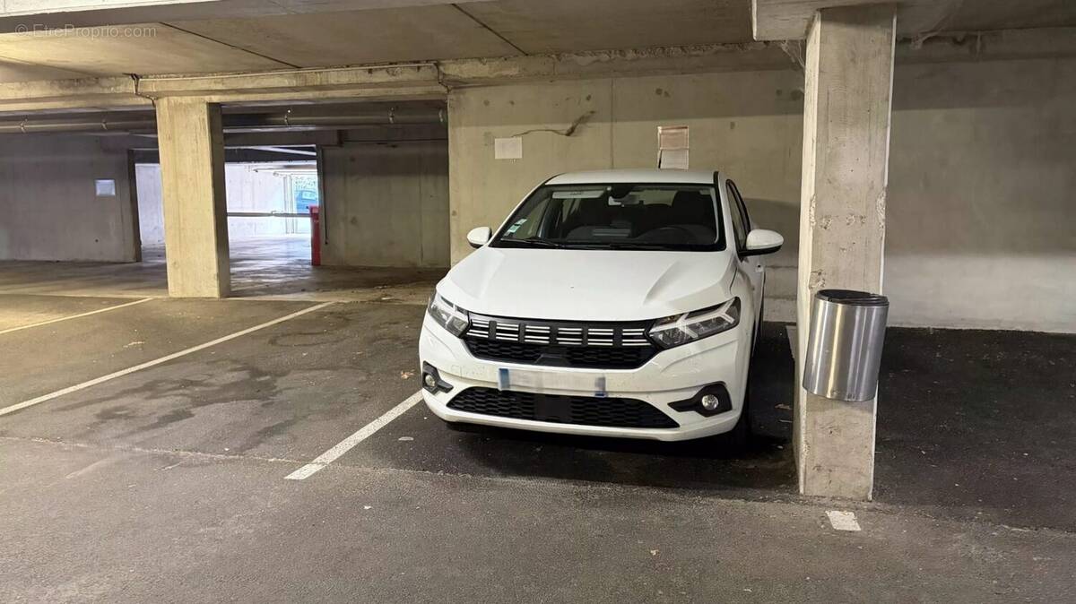 Parking à TOURS