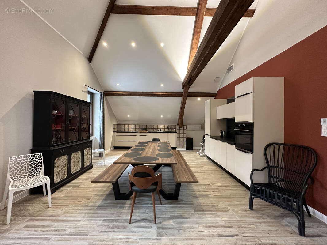 Appartement à AIX-LES-BAINS