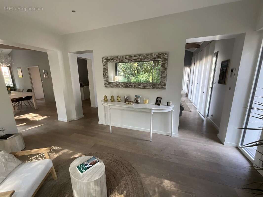 Villa contemporaine de 230 m² - photo 33