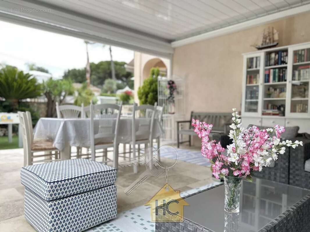 Maison à MOUANS-SARTOUX