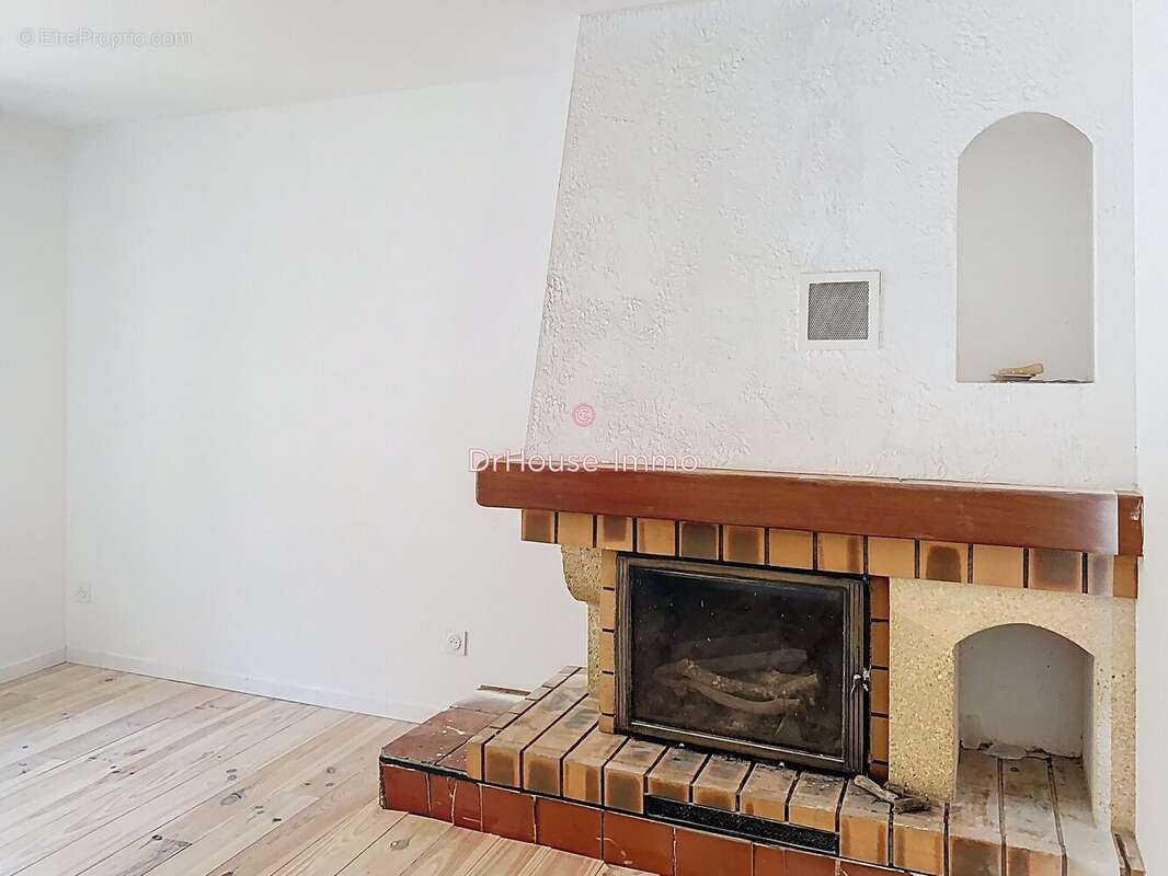 Maison à MAURY