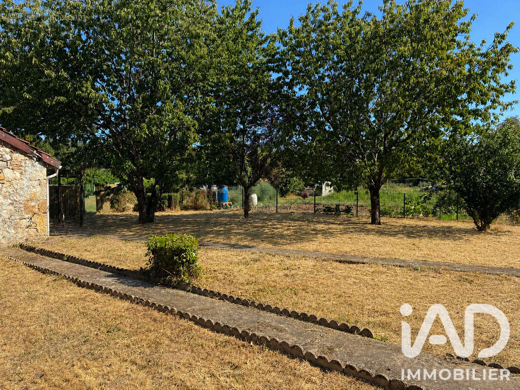 Maison 79 m² à Capdenac-Gare  - photo 6