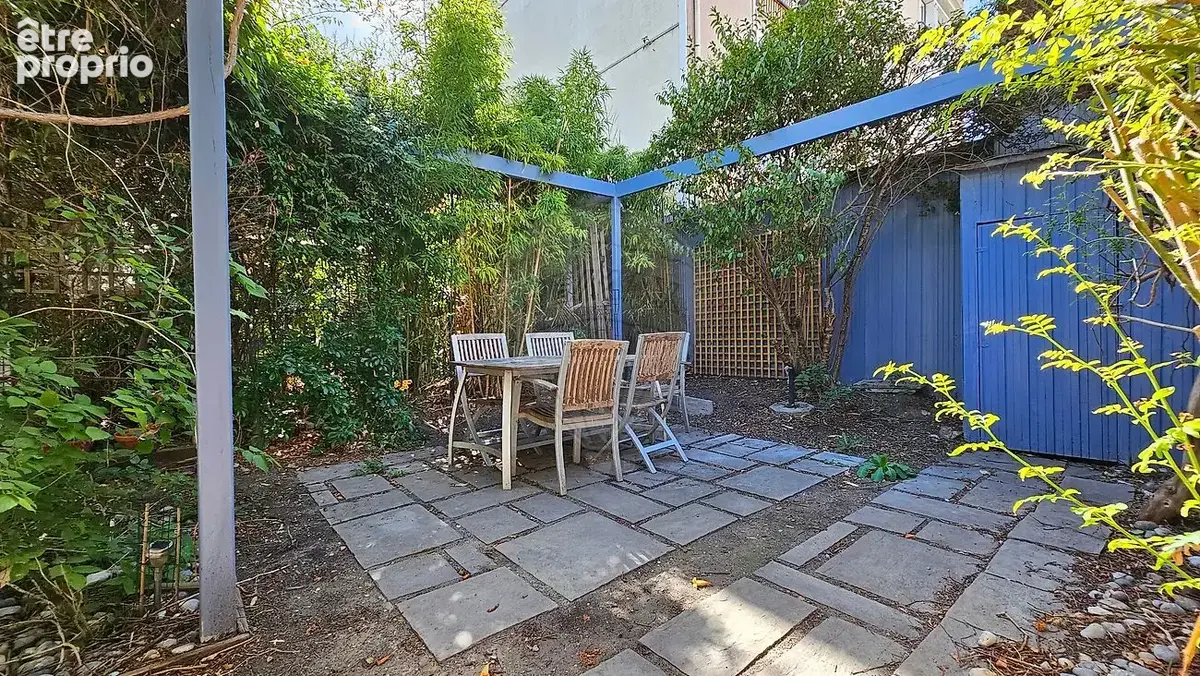 Appartement à PARIS-14E
