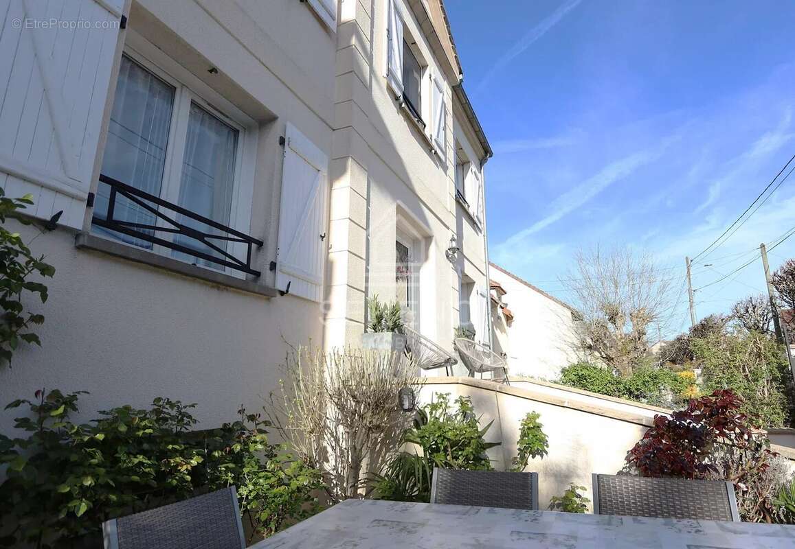 Maison à GOURNAY-SUR-MARNE