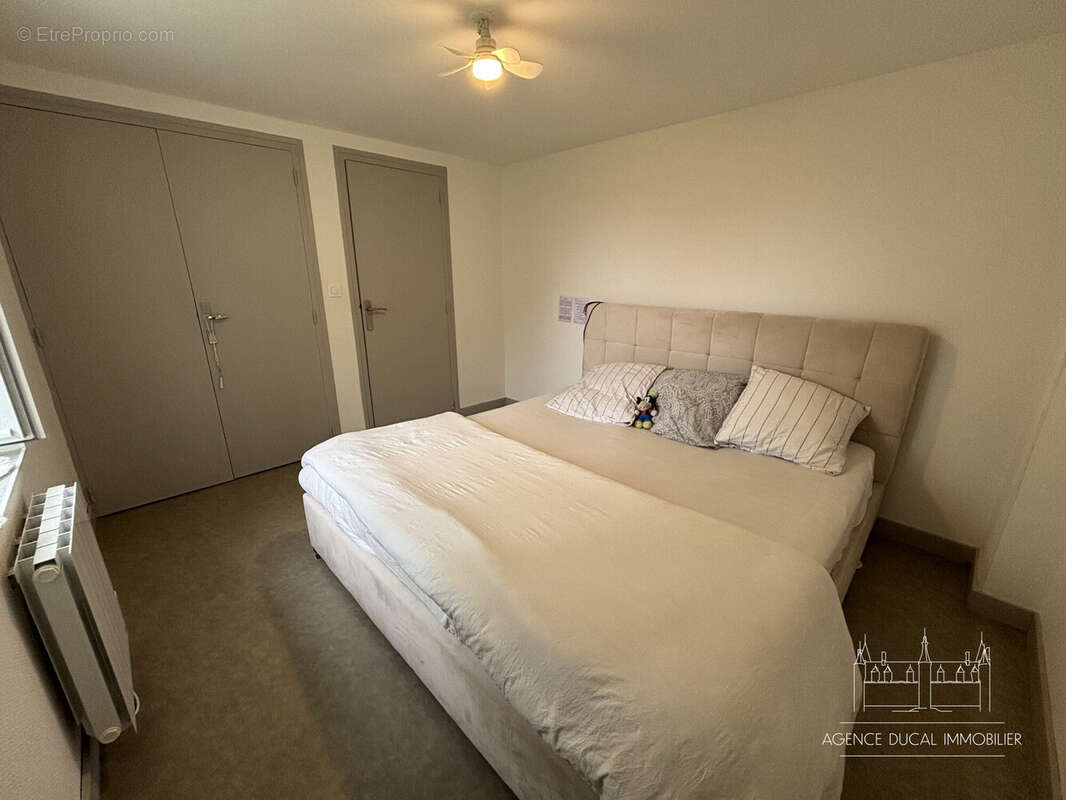 Appartement à FOURCHAMBAULT