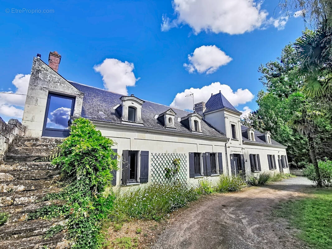 Maison à VARENNES-SUR-LOIRE