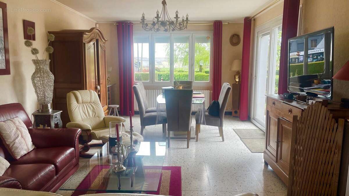 Maison à MORGNY-LA-POMMERAYE