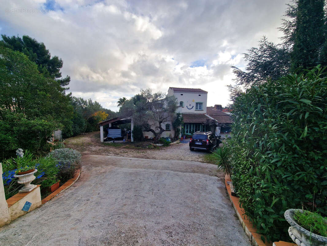 Maison à LA FARLEDE