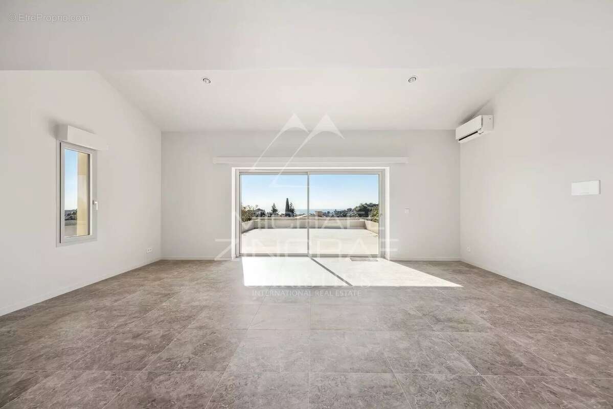 Appartement à CAGNES-SUR-MER