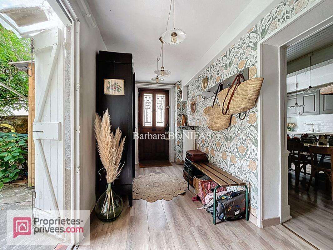 Maison à SAINT-SULPICE