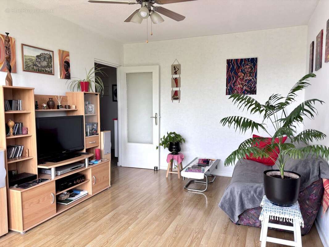 Appartement à CHEVIGNY-SAINT-SAUVEUR