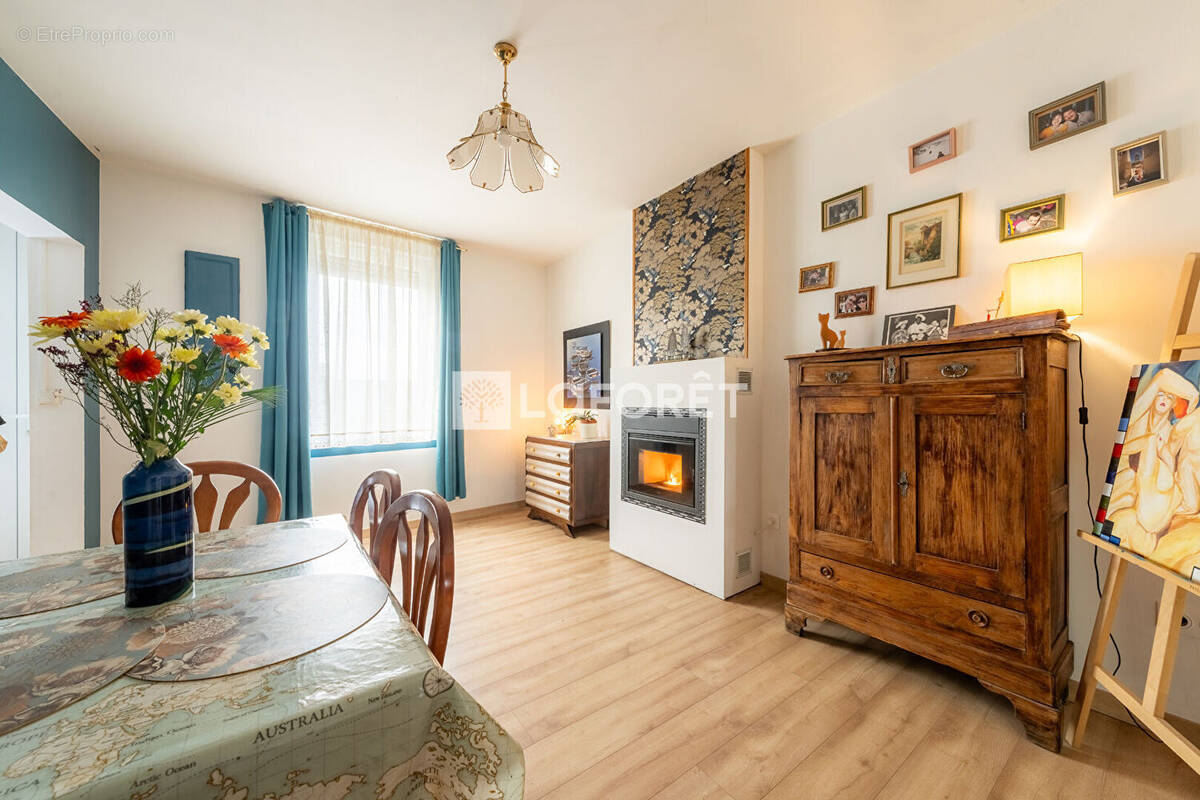 Maison à SIN-LE-NOBLE