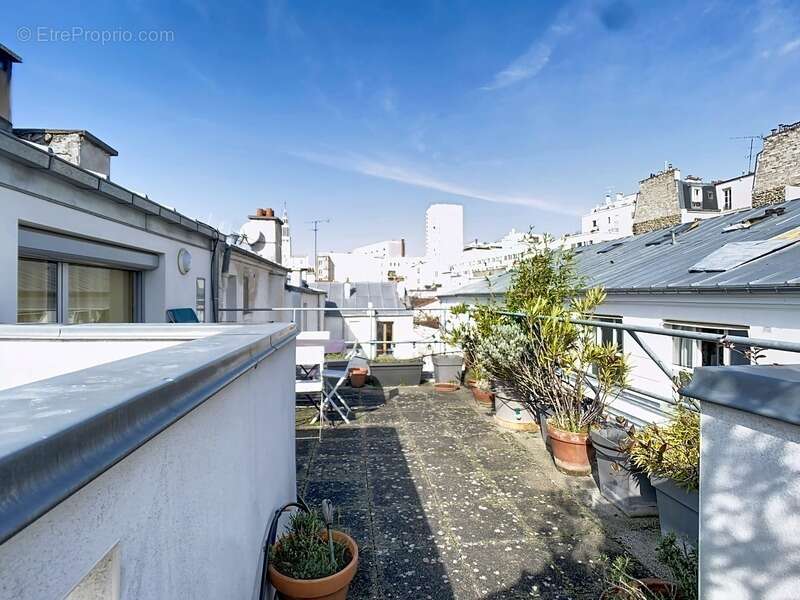 Appartement à PARIS-20E