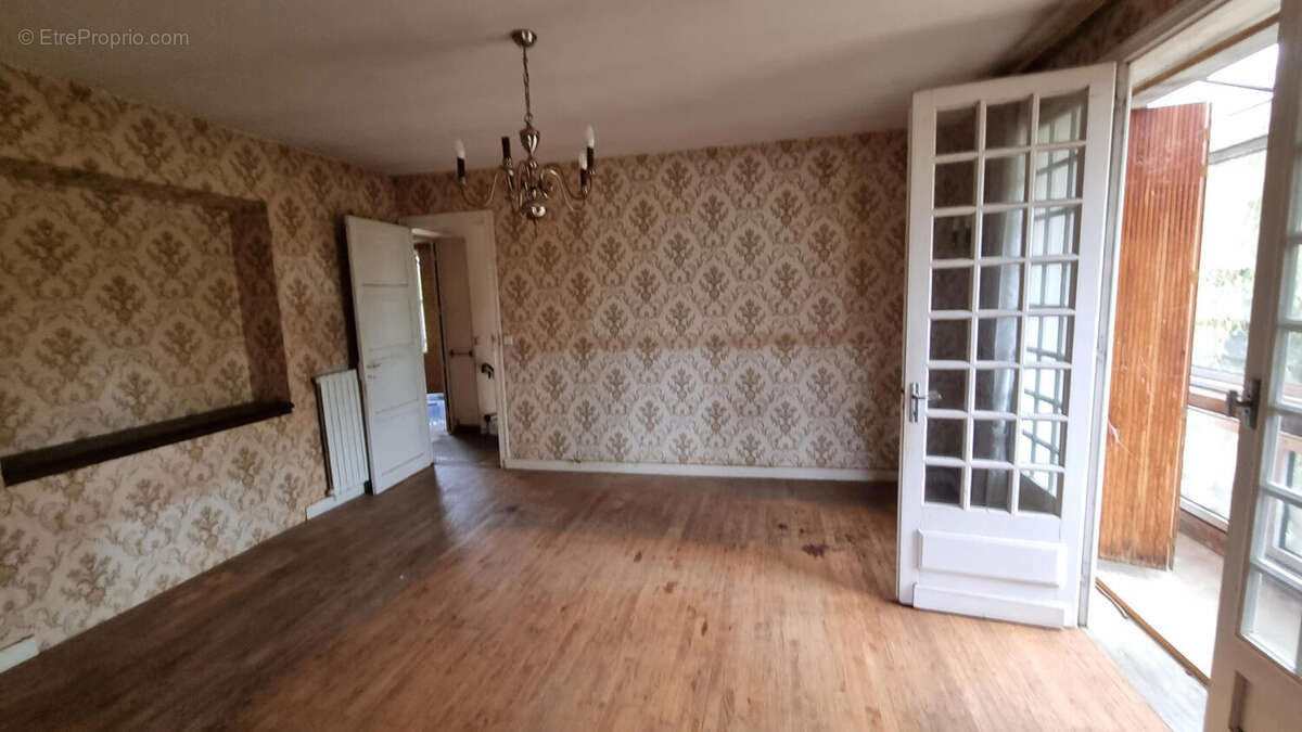 20250827_142949 - Maison à SAINT-MARTIAL-DE-VALETTE