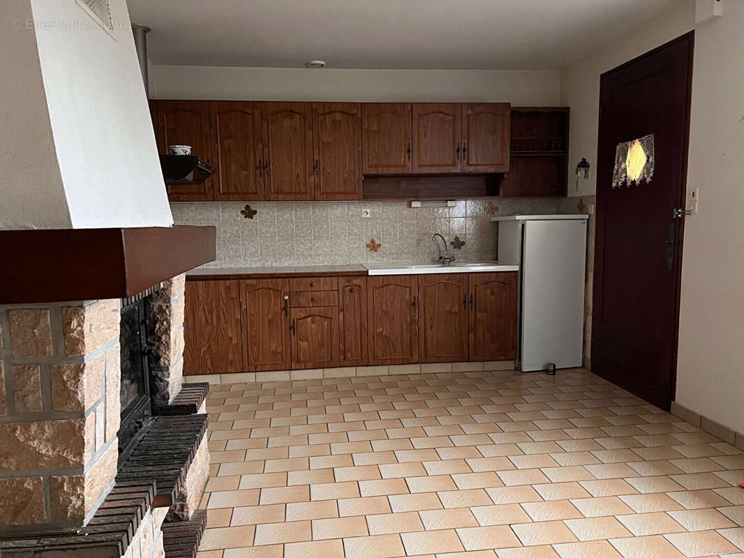 Maison à LA CHAPELLE-JANSON