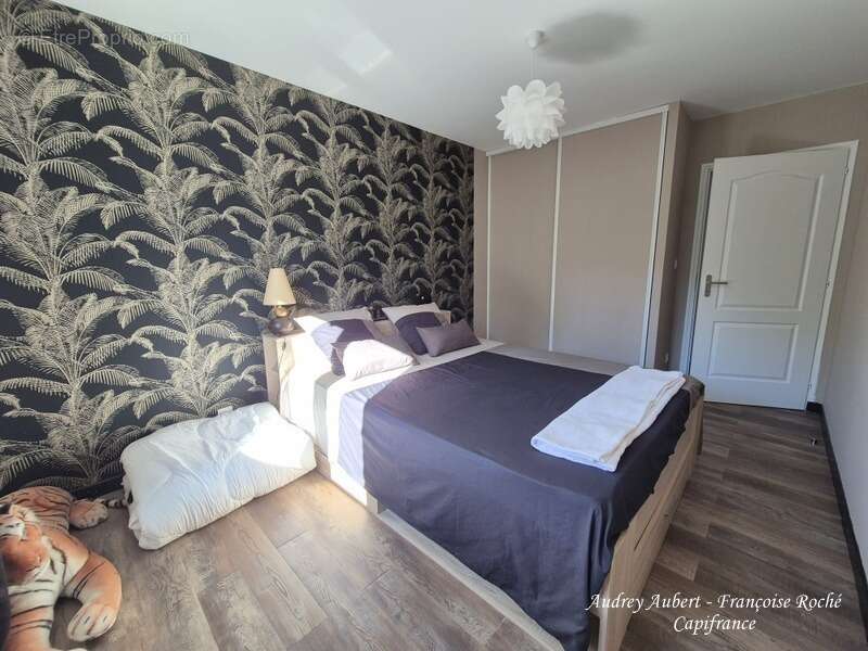 Maison à PUYROLLAND