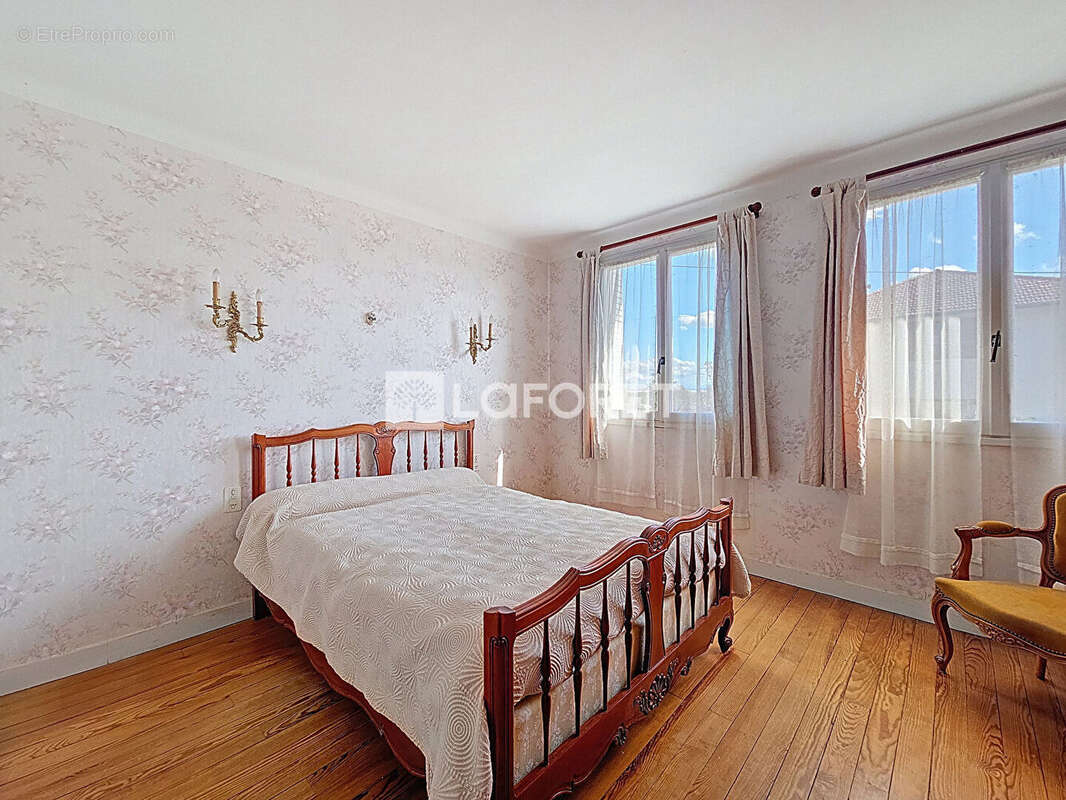 Maison Orthez 5 pièce(s) 100m² - photo 7
