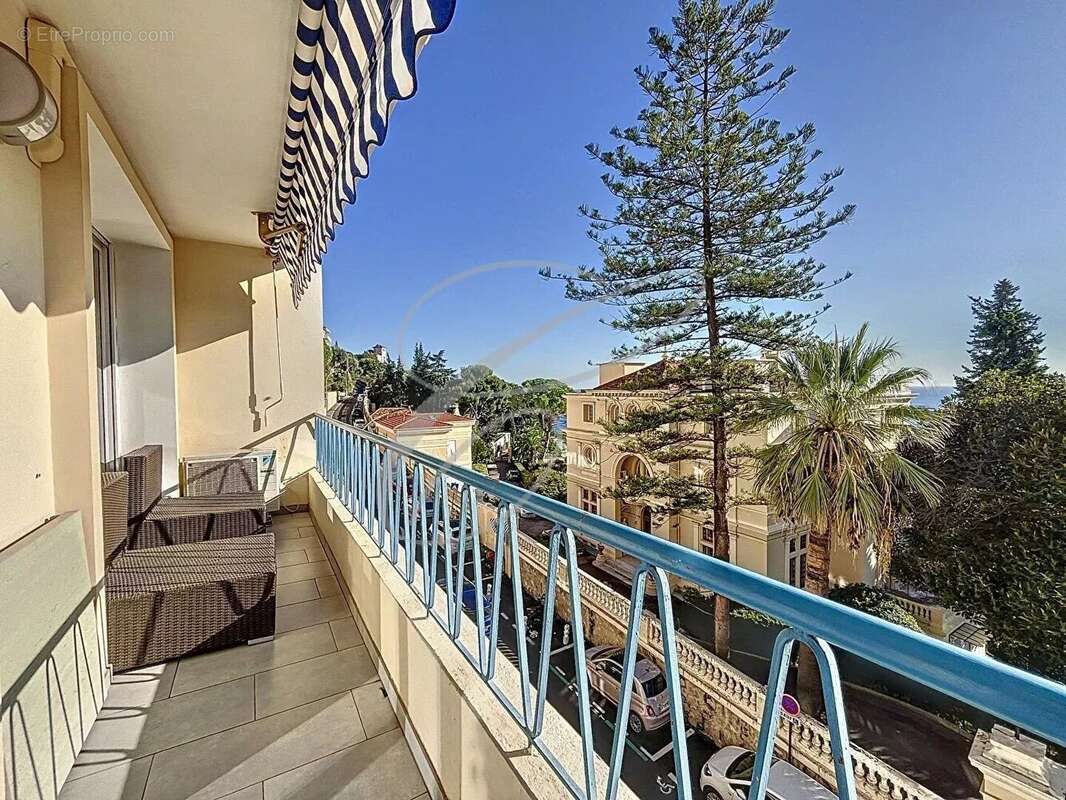 Appartement à ROQUEBRUNE-CAP-MARTIN