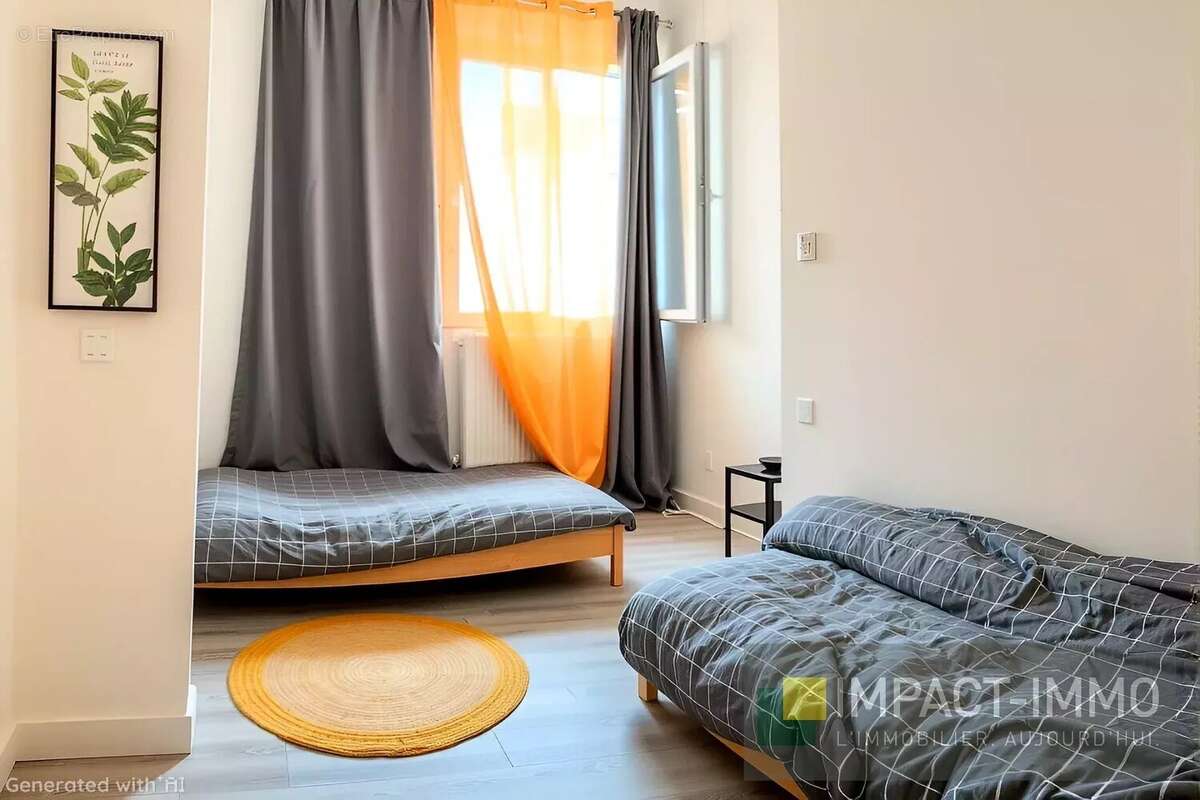 Appartement à LA GARENNE-COLOMBES