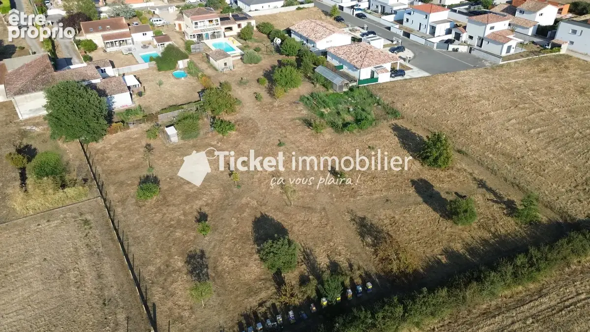 Villa t6 215m2 terrain 5558m2 constructible, piscine au sel liner neuf, aquathermie 2 puits, 4kw panneaux, double veranda 72m2,  - photo 22