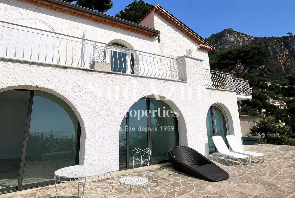 Maison à EZE