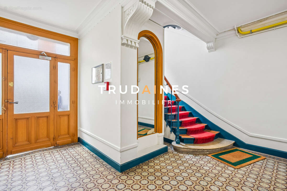 Appartement à PARIS-9E
