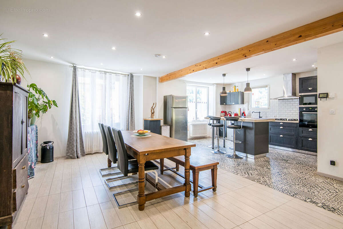 Maison de 160 m² avec studio locatif, 4 hectares de terrain - Saint Parthem - photo 7