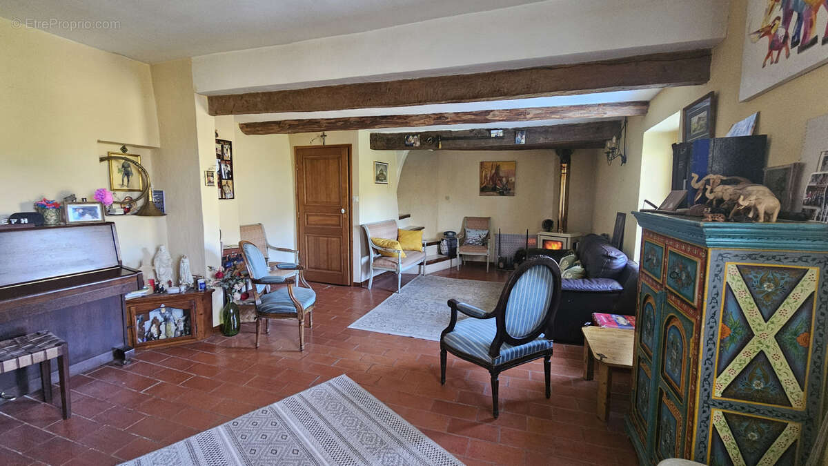 Maison de village 170 m2  avec jardin - photo 8