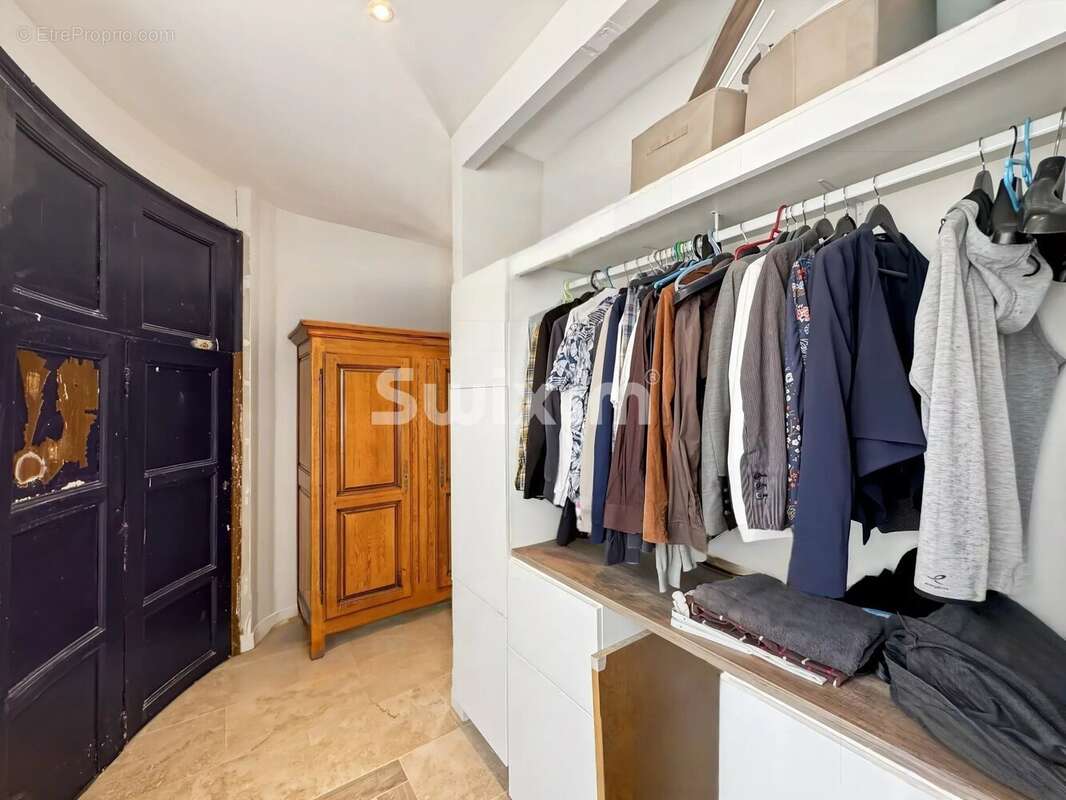 Appartement à LA BEGUDE-DE-MAZENC