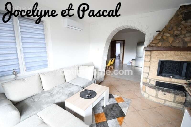 Appartement à AUDUN-LE-ROMAN