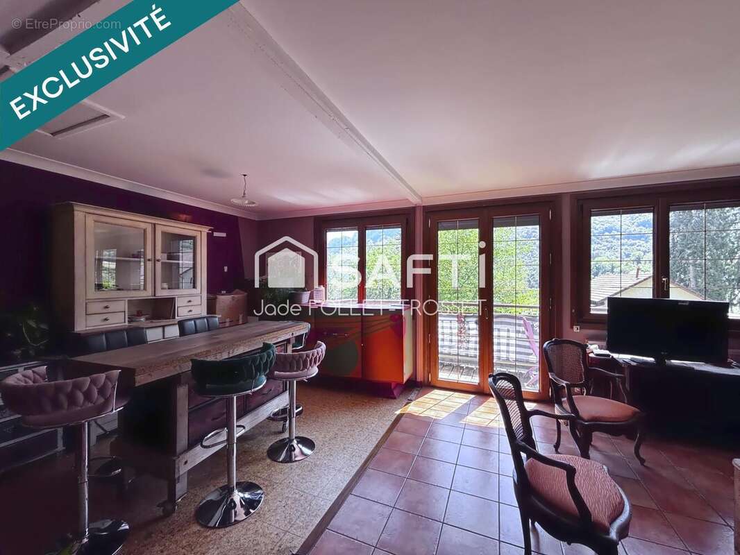 Maison 78 m² à Thoirette  - photo 3