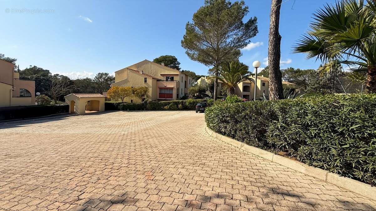 Appartement à SAINT-RAPHAEL