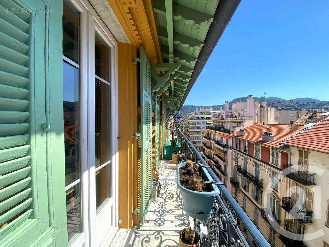 Appartement à NICE