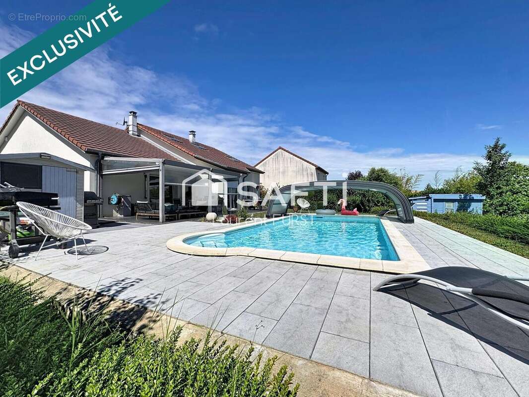 Maison 190 m² à Cuvry  - photo 2