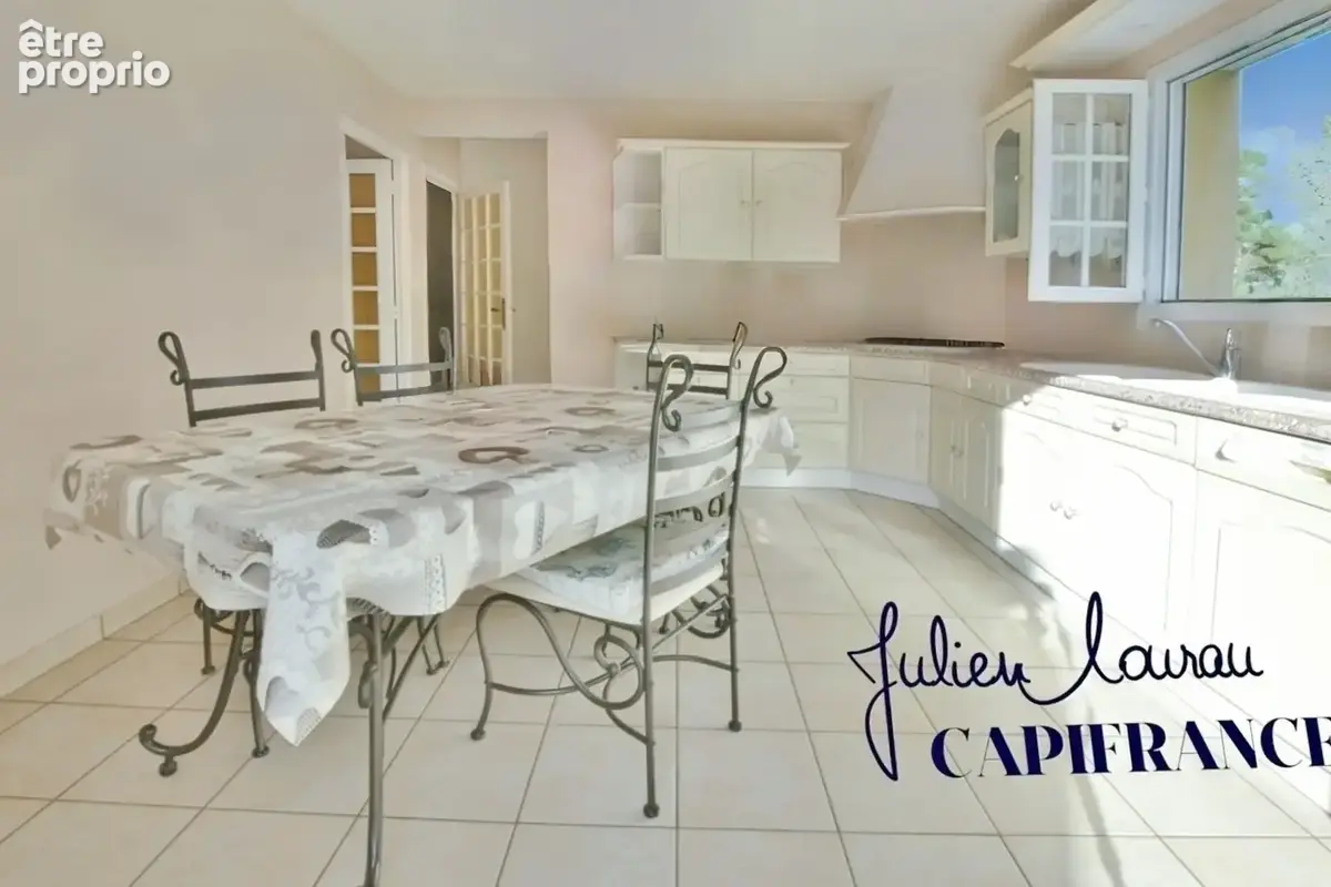 Dpt Finistère (29), à vendre TREGUNC maison P5 de 165,72 m² - Terrain de 1 400,00 m² - photo 5