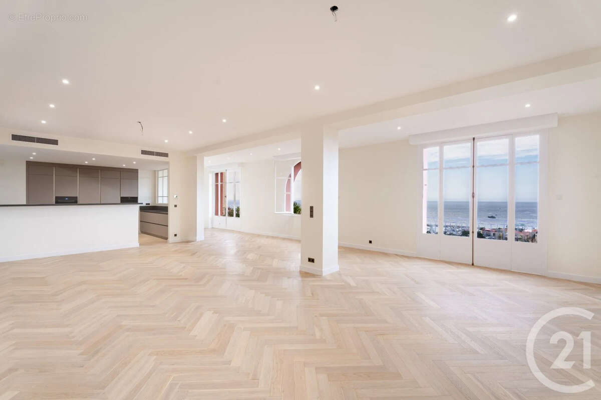 Appartement à BEAULIEU-SUR-MER