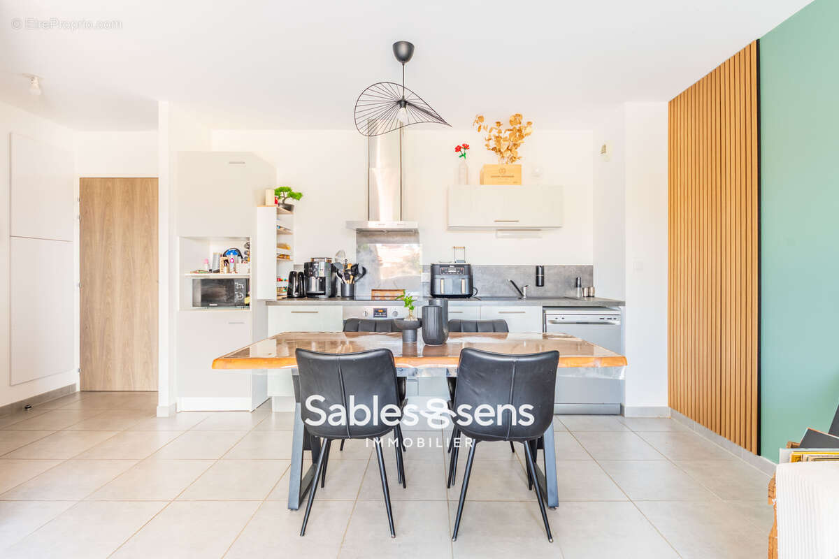 Appartement T3 avec parking et cave sur la commune du Château d'Olonne - photo 5