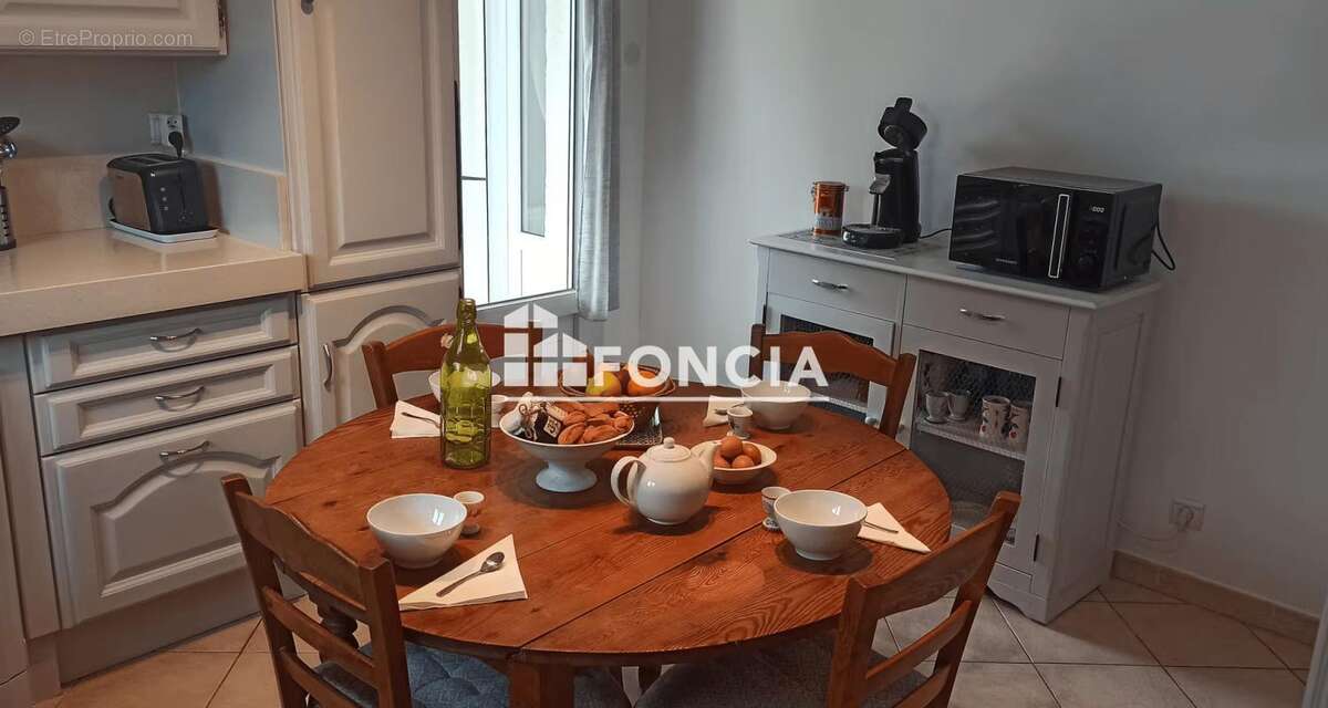 Entre mer et montagne, élégante villa T5 de 167 m² avec piscine sur 2 722 m² de terrain constructible - photo 11