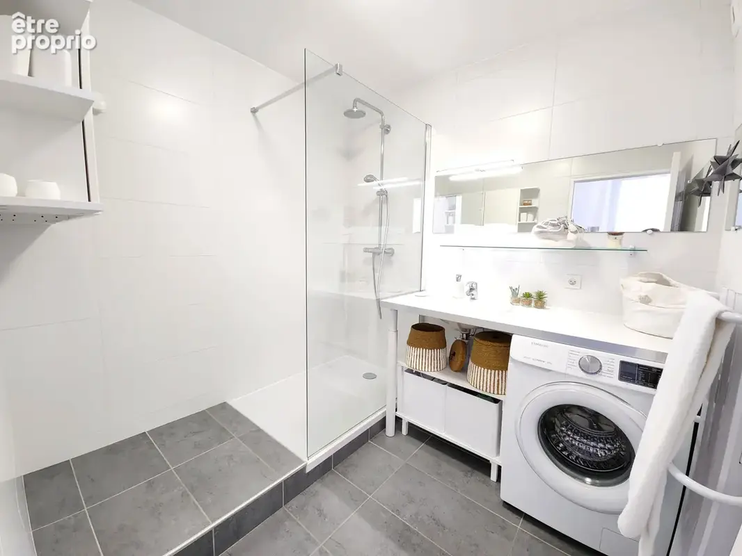 Appartement 3 pièce 69 m2 - vue Quais - Ascenseur et parking - photo 6