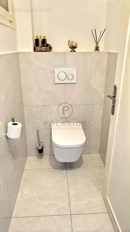 Appartement rénové de 2 chambres avec vue sur la mer - photo 10