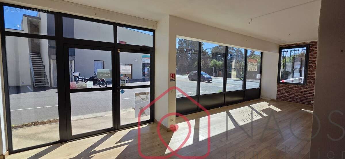 Commerce à POITIERS