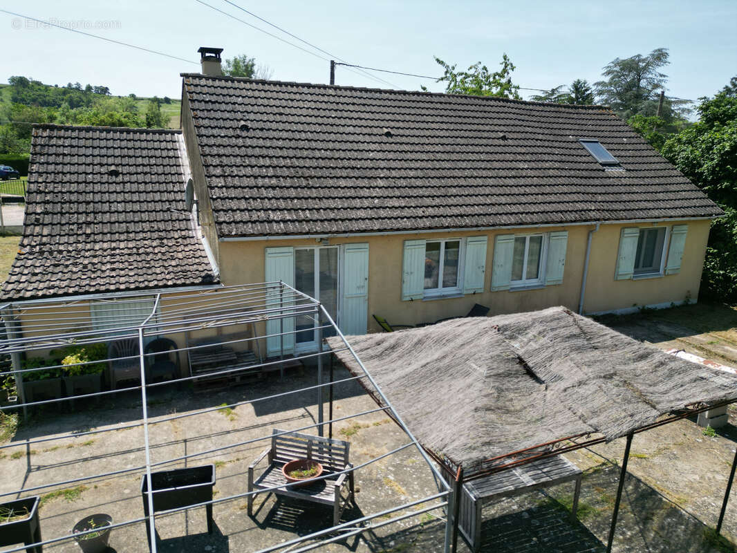 Maison familiale 5 chambres à 5 mn de la gare de Bueil - photo 21