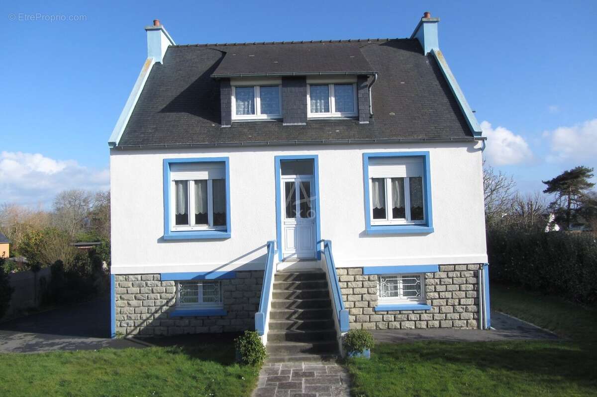 Maison à ROSCANVEL