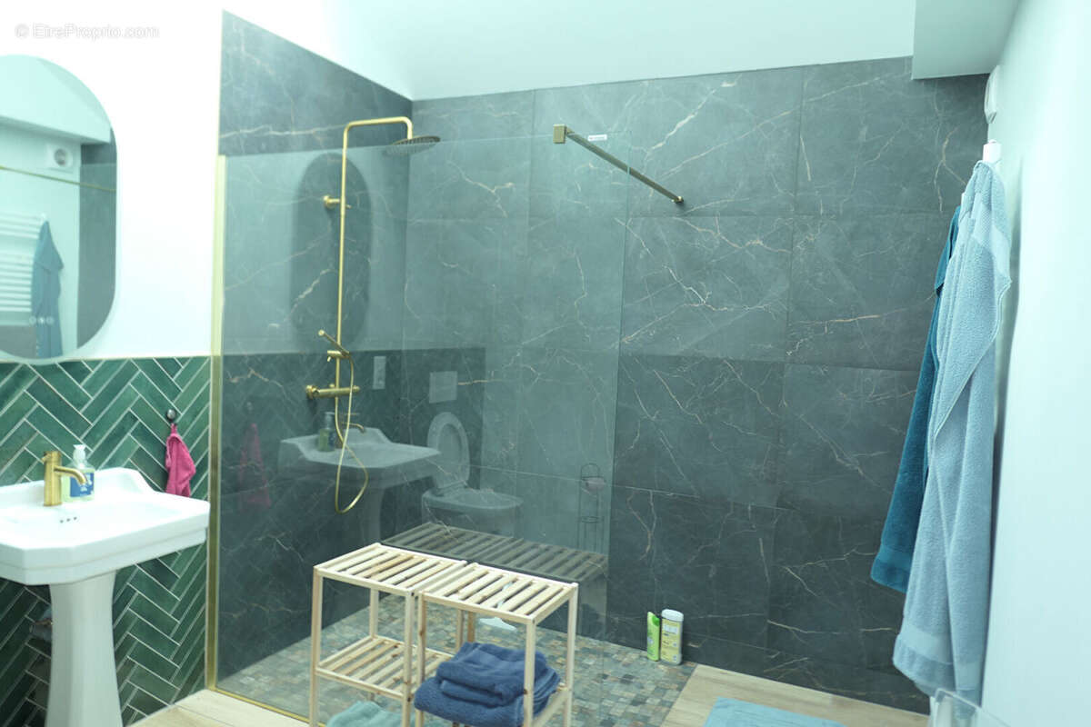 Maison à SAINT-HILAIRE-DU-HARCOUET