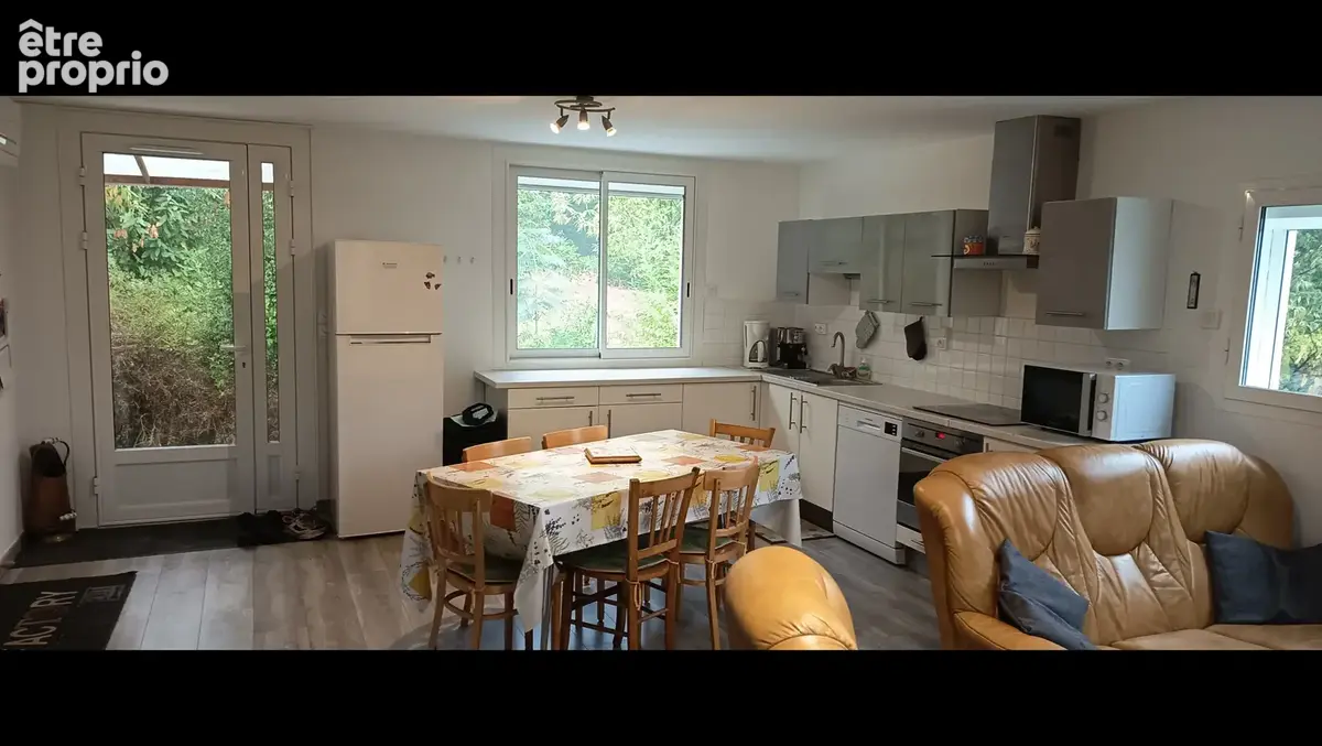 Maison 4 pièces 76 m² à vendre à Meyras (07380) - photo 6