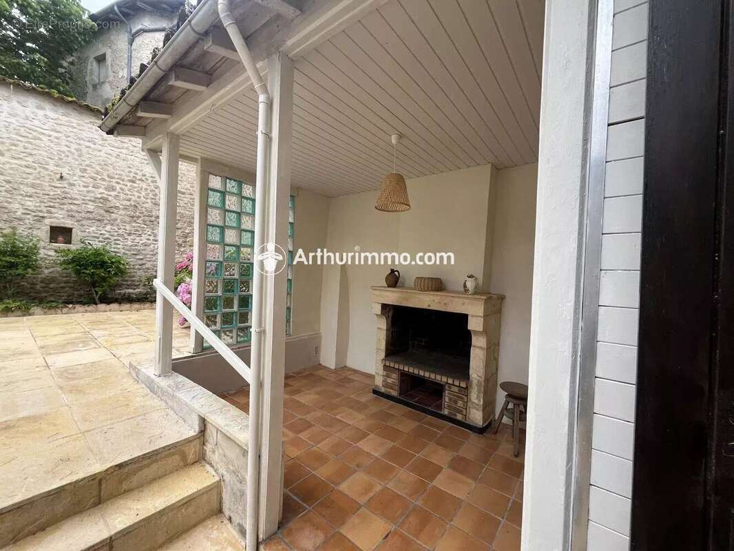 Vente Maison Saint-jean-d'angely(17400) 240 000ï¿œ - photo 7