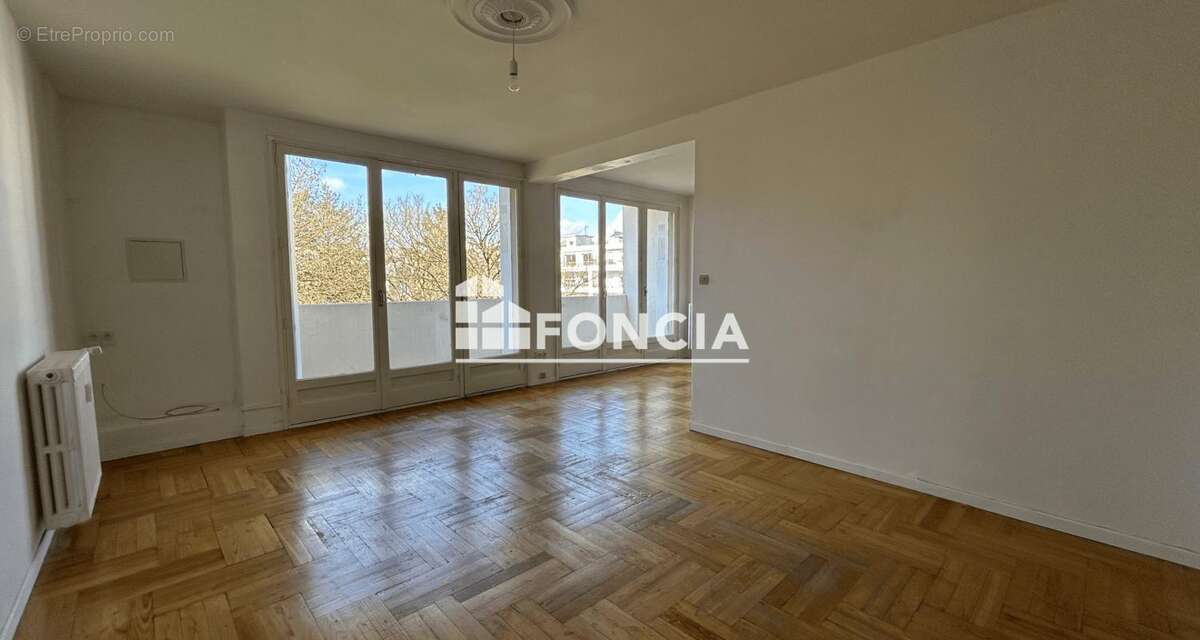 Appartement à POITIERS