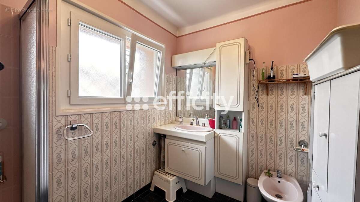 Maison 132 m² à Nyons  - photo 10