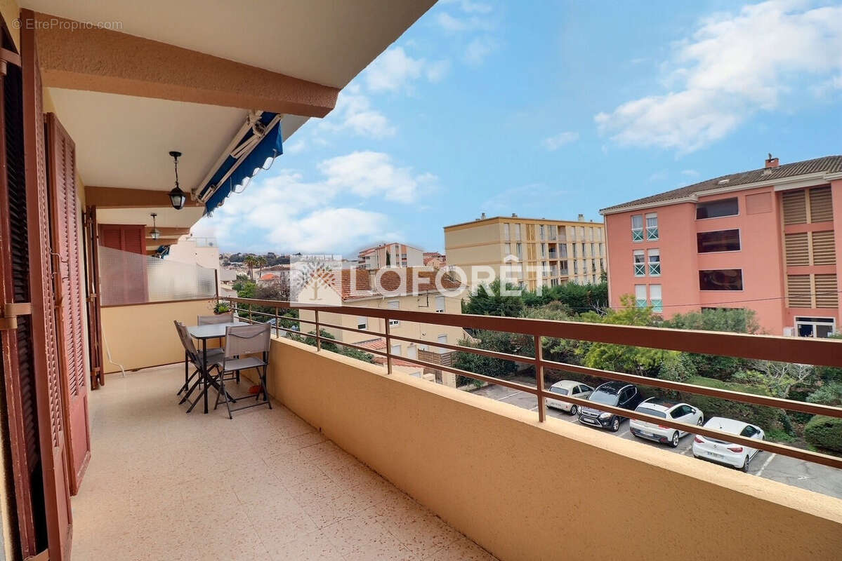 Appartement à SAINT-RAPHAEL